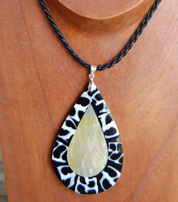 shell mosaic necklace